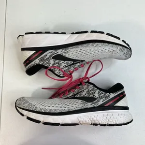 Brooks Ghost 11 Womens‎ 10 Sneakers White Black Pink Running 1202771B192 Shoes thumbnail 4