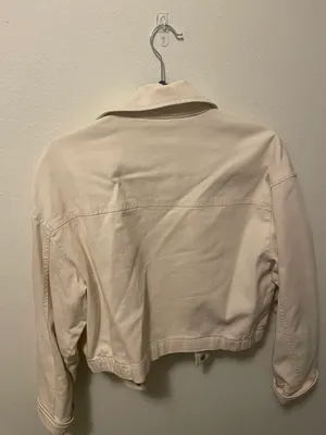 White Size M thumbnail 5