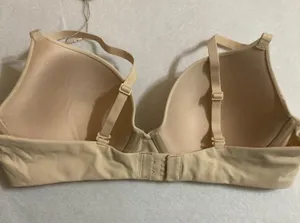 SKIMS Fits Everybody T-Shirt Bra 36B thumbnail 3