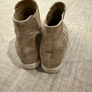 Very G Taupe Hidden Wedge Slip On Sneaker Booties Women’s 9 thumbnail 6