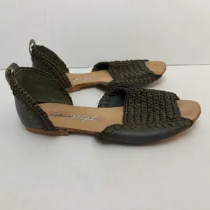 Free People Shoes Womens Size 7.5 38 Green Leather Woven Slip On Flat Sandals thumbnail 3