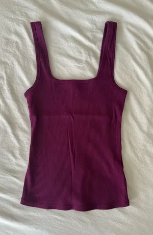 Fabletics Ribbed Square-Neck Tank Top in Deep Berry thumbnail 1