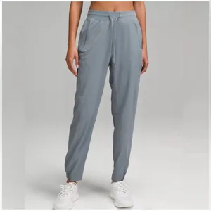 NWT Lululemon License to Train HR Pant /Belgian Blue thumbnail 2