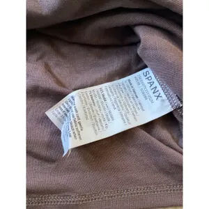 Spanx Better Base Twist and Fold Top Smoke Long Sleeve Modal Crop M 50839R thumbnail 5