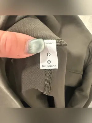 Lululemon Wunder Under Crop High-Rise *Full-On Luxtreme 21" in Dark Olive 12 thumbnail 4