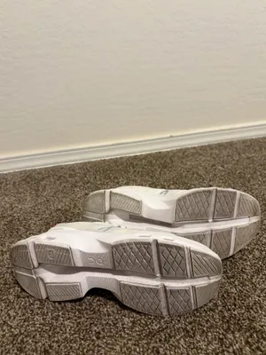 On Cloud Women's White Cloudpulse Running Shoes thumbnail 5