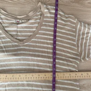 Faherty‎ Medium Oceanside Stripe V Neck Tee Linen Beige White thumbnail 4