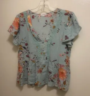 Eyeshadow Womens Shirt Top Blouse S Small Bust 34” Light Blue Floral Cottagecore thumbnail 1