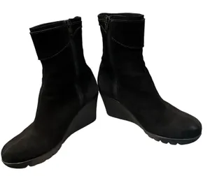 Black Waterproof Italian Calf Suede Token Wedge Ankle Boot 8 1/2 thumbnail 2