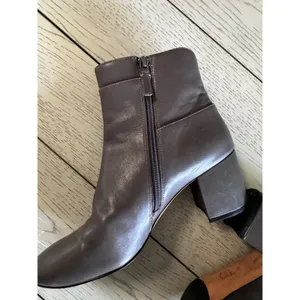 Cole Haan Grand OS Women's Heeled Booties Boots Size 9 Taupe Gray Leather thumbnail 3