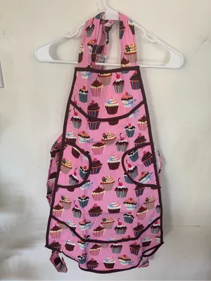 Cupcake Print Pink Women's Apron - Cute Kitchen Accessory thumbnail 2