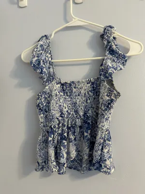 Hollister Top thumbnail 2