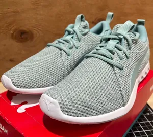 Puma Women's Green and Blue Trainers thumbnail 1