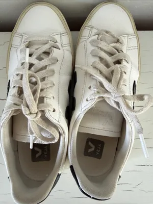 Veja Campo Leather Sneakers White Black Low Top Lace Up Shoes Women’s 8 thumbnail 6