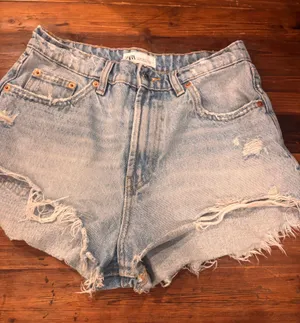 ZARA Denim Shorts Distressed thumbnail 1