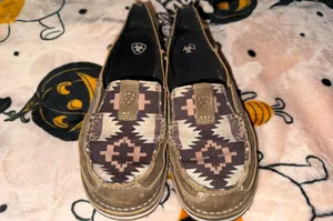 Ariat Slip-On Leather Shoes thumbnail 2