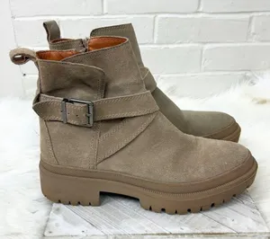 Lucky Brand Elyton Tan Suede Chunky Lug Sole Boots Size 9 thumbnail 2