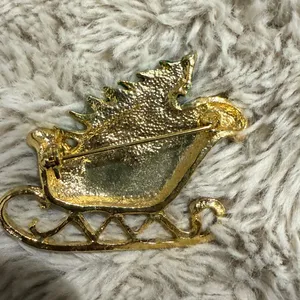 Vintage‎ Metallic Gold & Red Sleigh Tone Shape Brooch Pin Jewelry Christmas Tree thumbnail 2