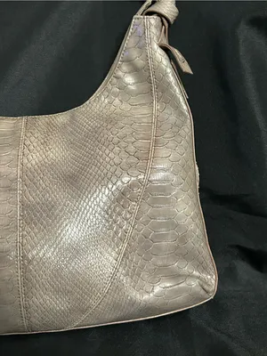 Liz Claiborne Women’s Taupe Textured Hobo Shoulder Bag Purse thumbnail 2