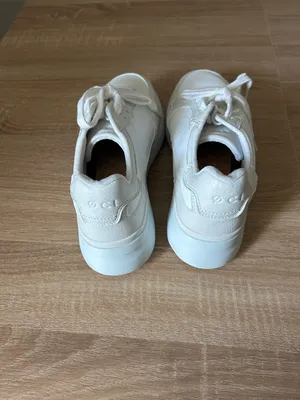 Women's Classic White Lace-Up Sneakers thumbnail 3