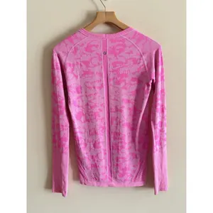 lululemon athletica Swiftly Tech Hot Pink Camo Long Sleeve Crew Top Thumbholes 8 thumbnail 2