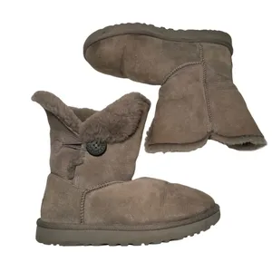 UGG Bailey Button Women's Boots Size Boots thumbnail 9