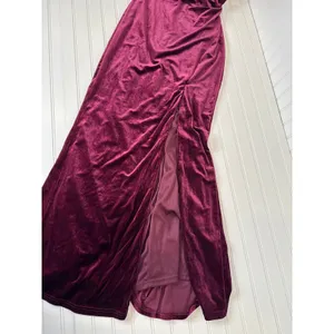 NWOT Lulus Perfectly Captivating Plum Purple Velvet Strapless Maxi Dress Size L thumbnail 5