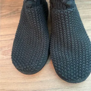 UGG Black Cable-Knit Boots Sz 7 thumbnail 4