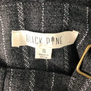 Black Pine Overalls Womens Small Cotton Dark Boho Barn Lumberjack Country Grunge thumbnail 3