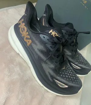 Hoka One One Womens Clifton 9 Black Running Shoes Sneakers Size 9 thumbnail 1