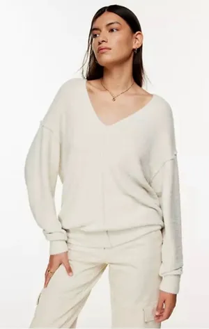 Aritzia Wilfred Merian Hush Knit V-Neck Sweater In Cream XS Classic Neutral thumbnail 1