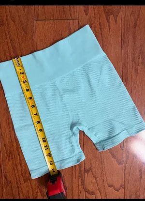 sicoozoe Baby Blue High Waist Tummy Control Yoga Shorts- size Medium thumbnail 5