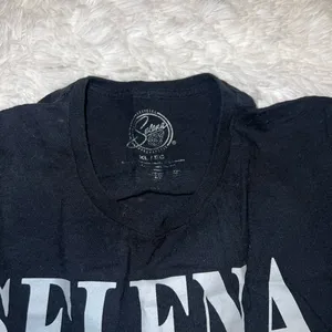 Selena Graphic Tee Black and White size Extra Large XL thumbnail 4