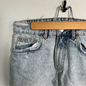 Zara Trafaluc Women's Sz Small Cut Off Denim Mini Skirt Light Acid Wash Distress thumbnail 3