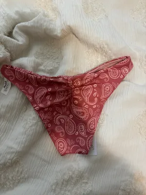 Dippin' Daisy's Bikini Bottom thumbnail 2