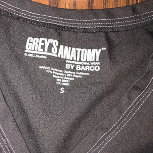 Greys anatomy nurses scrub top size small in black color thumbnail 3