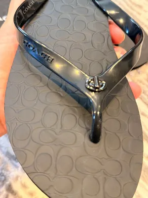 NEW Coach women's size 10 (40) black Abbigal turn-lock flip flops thumbnail 3