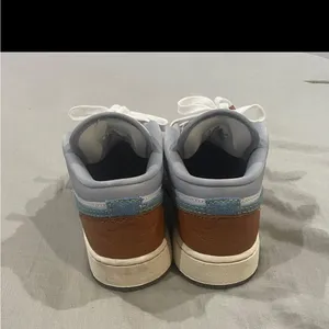 Nike Gray and Blue Athletic Shoes with Classic Design thumbnail 3