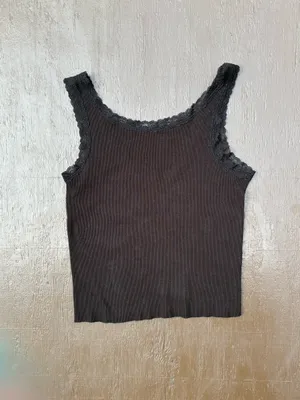 Brandy Melville Lace Tank Top thumbnail 3