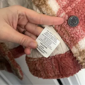 NWOT Wrangler Retro Fuzzy Plaid Sherpa Coat‎ Pink Cream Checkered thumbnail 5