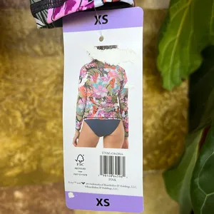 NEW Roxy Women’s UPF 50 Sun Protection Rash Guard XS Floral Long Sleeve Swim Tee thumbnail 12
