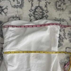 Lulus Festive Occasion White Ruched Strapless Bodycon Mini Dress Size Medium NWT thumbnail 7