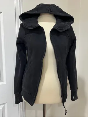 Lululemon Scuba Hoodie Cotton Fleece Black Size 6 Long Sleeve Comfy Long Sleeve thumbnail 4