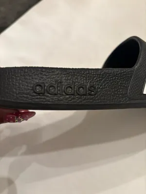 Shoe Slide (Adidas) thumbnail 2