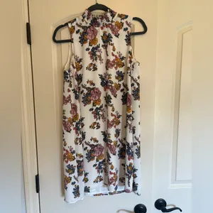 Pink Rose Short Floral Sleeveless Dress thumbnail 3