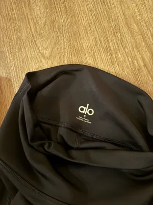 Alo Flare Leggings With Buttons thumbnail 3