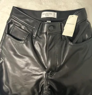 Abercrombie Leather Skinny Pants thumbnail 4