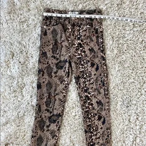 COPY - NWT We The Free Raw High Rise Printed Jeggings thumbnail 5