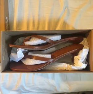Cushionare Sandals kitten heel thumbnail 2
