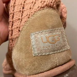 UGG Knitted High Boots in Orange Salmon Women’s Size 8 thumbnail 7